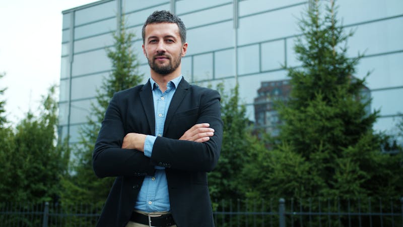 Carlos Mendez, cultural writer